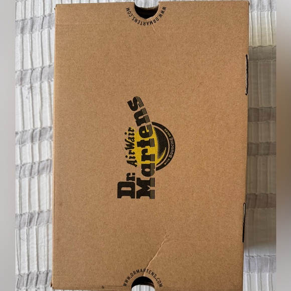 Dr. Martens BONNY LEATHER CASUAL BOOTS - Picture 2 of 6